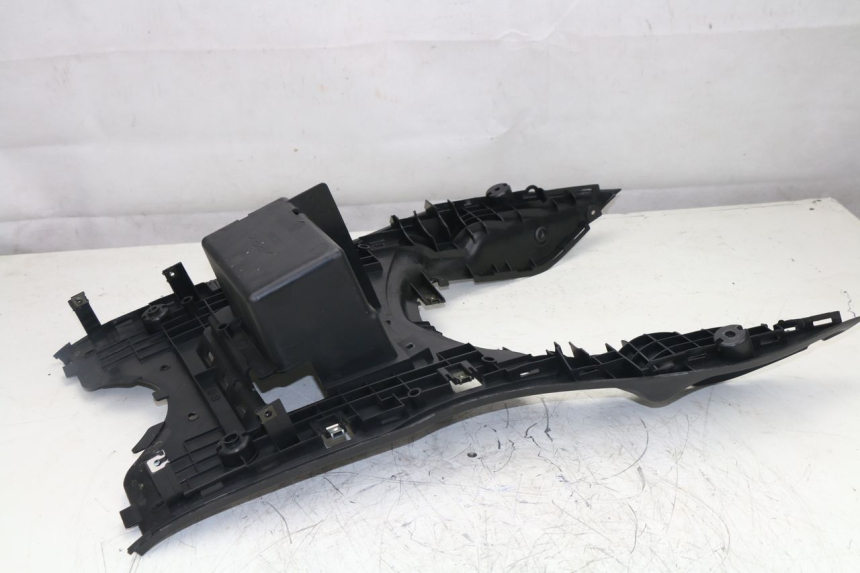 photo de TAPA REPOSAPIES MBK WAAP 125 (2008 - 2013)