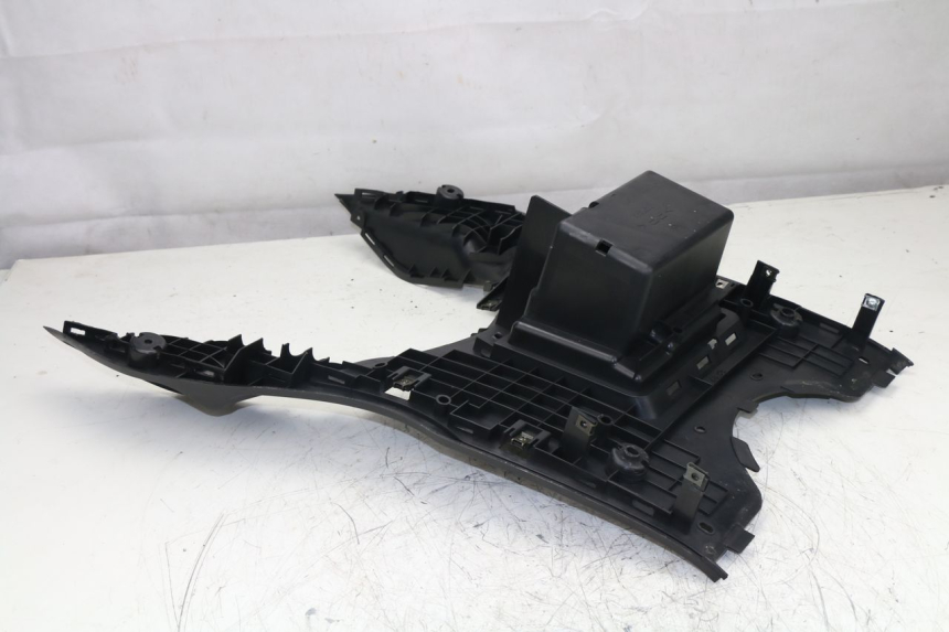 photo de TAPA REPOSAPIES MBK WAAP 125 (2008 - 2013)