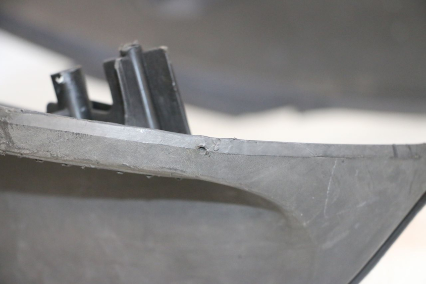 photo de TAPA REPOSAPIES YAMAHA NEO'S NEOS 2T 50 (1998 - 2007) - Otra vista del artículo