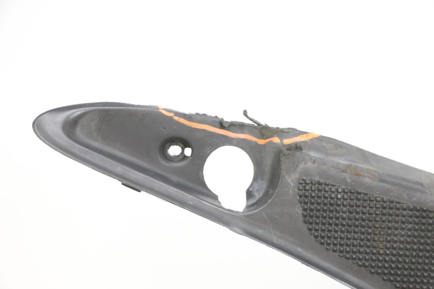 photo de TAPA REPOSAPIES YAMAHA NEOS NEO'S 4T 50 (2008 - 2016) - Zoom calidad de ocasión