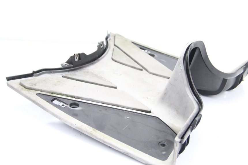 photo de TAPA REPOSAPIES PIAGGIO NEW TYPHOON 50 (2010 - 2017)