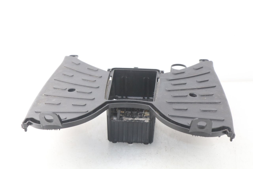 photo de ESTRIBO PEUGEOT KISBEE 4T 50 (2010 - 2017)