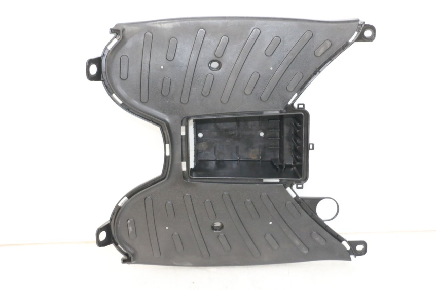 photo de TAPA REPOSAPIES PEUGEOT STREETZONE I 2T 50 (2018 - 2020)