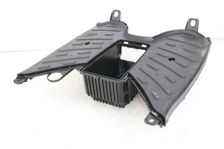 photo de TAPA REPOSAPIES PEUGEOT STREETZONE I 2T 50 (2018 - 2020)