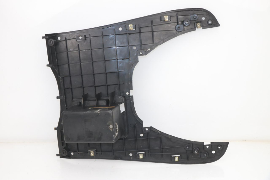 photo de TAPA REPOSAPIES PEUGEOT SUM UP 125 (2008 - 2013)