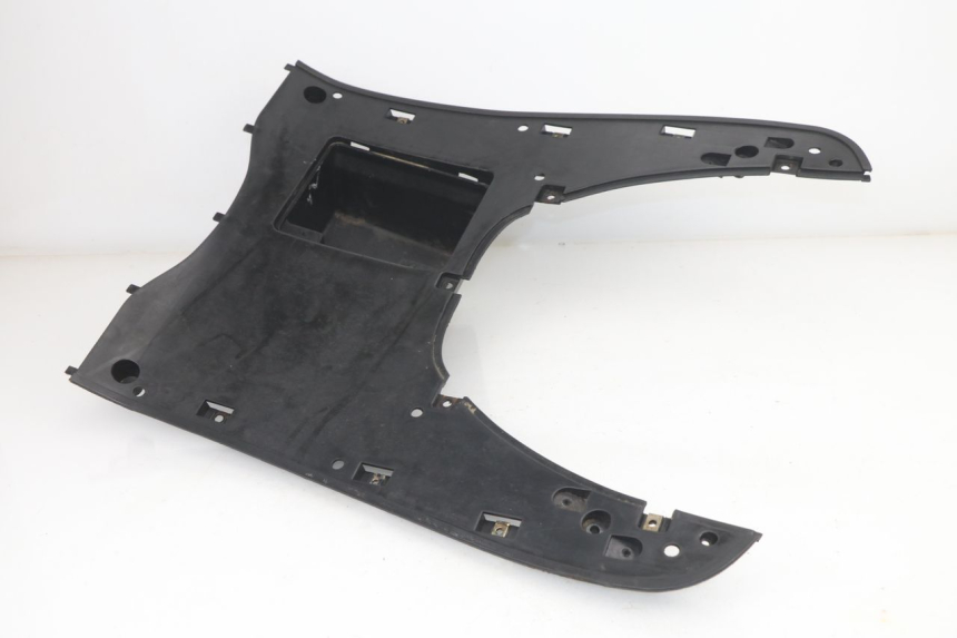 photo de TAPA REPOSAPIES PEUGEOT SUM UP 125 (2008 - 2013)