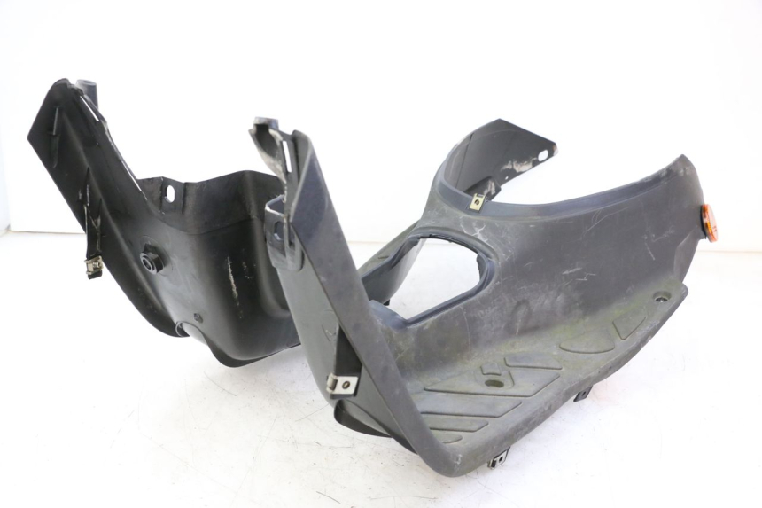 photo de TAPA REPOSAPIES PEUGEOT TREKKER TKR 50 (2005 - 2014)