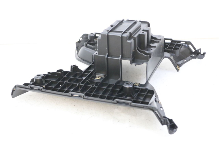 photo de TAPA REPOSAPIES PEUGEOT TWEET 4T 50 (2023 - 2025)