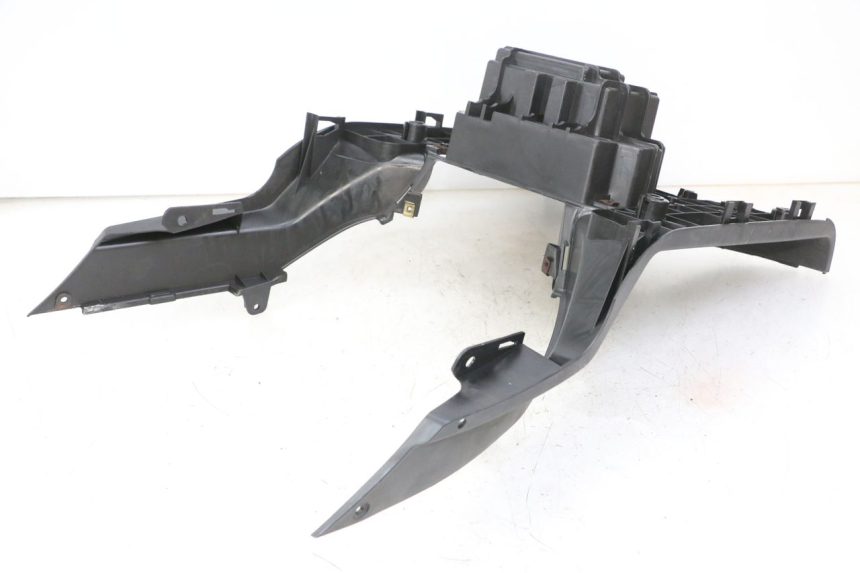photo de TAPA REPOSAPIES PEUGEOT TWEET 4T 50 (2014 - 2019)