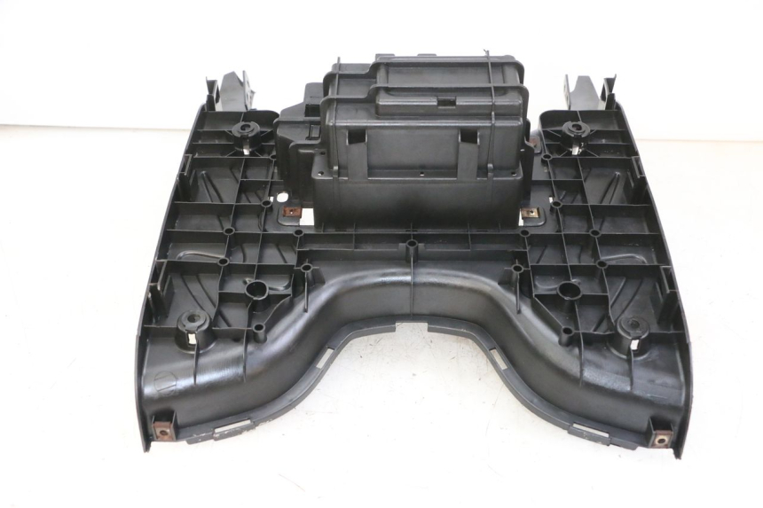 photo de TAPA REPOSAPIES PEUGEOT TWEET 4T 50 (2014 - 2019)