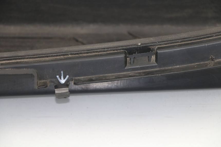 photo de TAPA REPOSAPIES RENAULT TWIZY 45 (2012 - 2019)