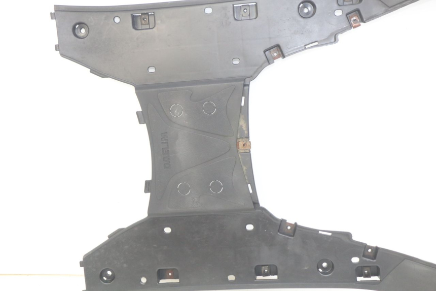 photo de ESTRIBO DAELIM S3 125 (2010 - 2017)