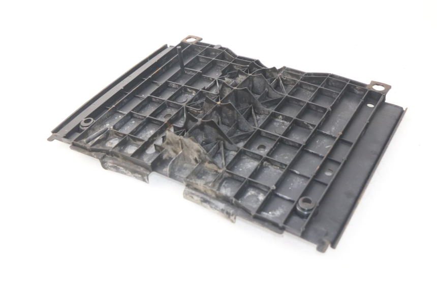 photo de TAPA REPOSAPIES PEUGEOT SC 50 (1988 - 1992)