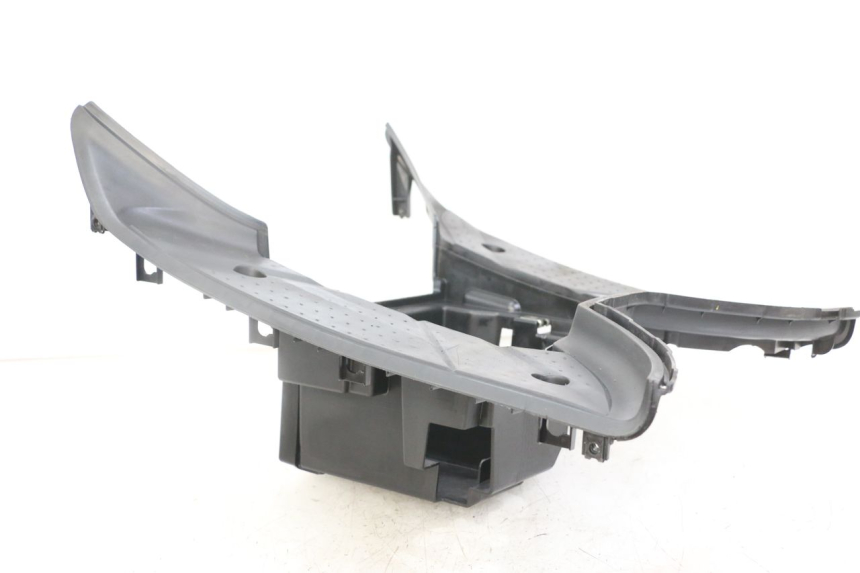 photo de TAPA REPOSAPIES HONDA SH i 300 (2015 - 2020)