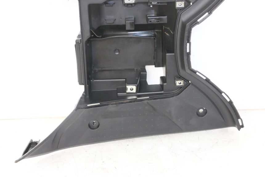 photo de TAPA REPOSAPIES HONDA SH i 300 (2015 - 2020)