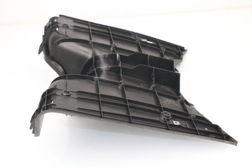 photo de TAPA REPOSAPIES APRILIA SPORT CITY 2T 50 (2008 - 2012)