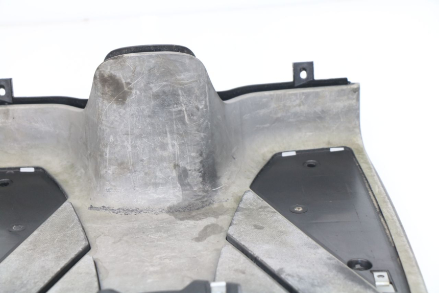 photo de TAPA REPOSAPIES APRILIA SPORT CITY 2T 50 (2008 - 2012)
