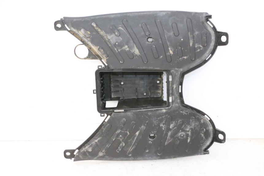 photo de TAPA REPOSAPIES PEUGEOT STREETZONE I 2T 50 (2018 - 2020)