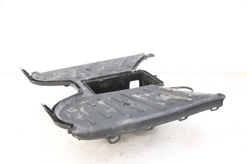 photo de TAPA REPOSAPIES PEUGEOT STREETZONE I 2T 50 (2018 - 2020)
