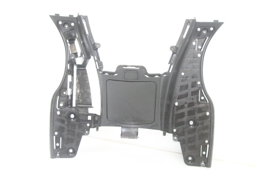 photo de TAPA REPOSAPIES SUZUKI BURGMAN 125 (2015 - 2017)