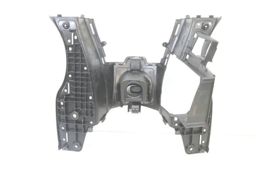 photo de TAPA REPOSAPIES SUZUKI BURGMAN 125 (2015 - 2017)