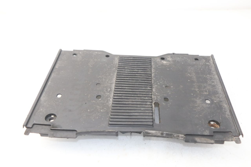 photo de TAPA REPOSAPIES PEUGEOT SX 80 (1986 - 1995)
