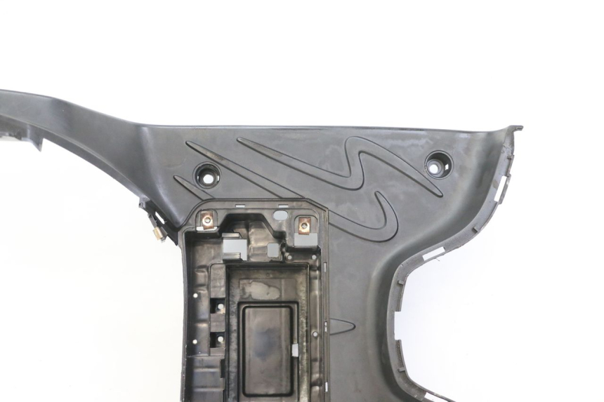 photo de TAPA REPOSAPIES PEUGEOT TWEET 4T 50 (2018 - 2020)