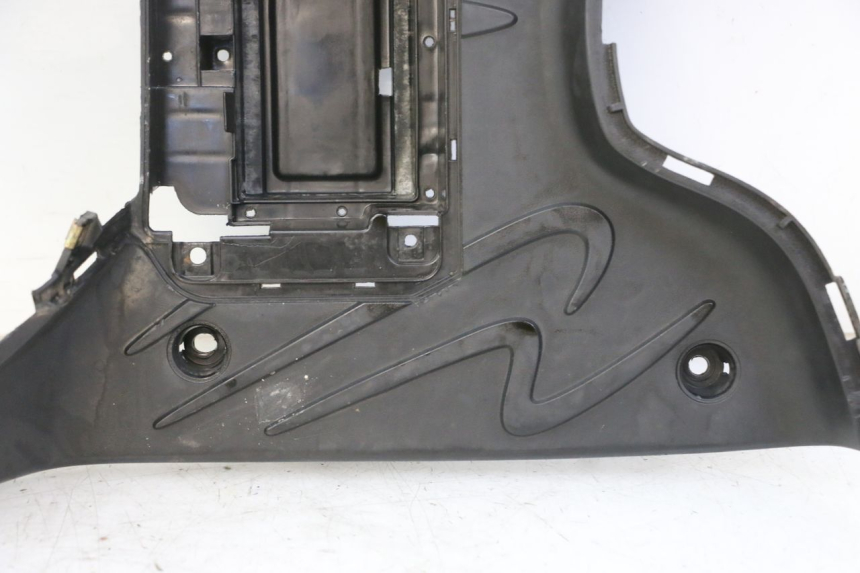 photo de TAPA REPOSAPIES PEUGEOT TWEET 4T 50 (2018 - 2020)