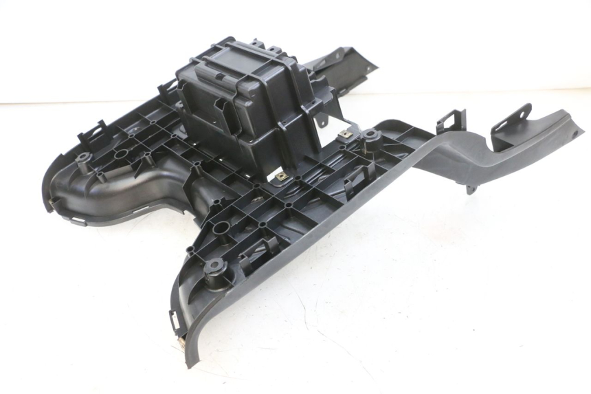 photo de TAPA REPOSAPIES PEUGEOT TWEET PRO EFI 4T 50 (2021 - 2022)