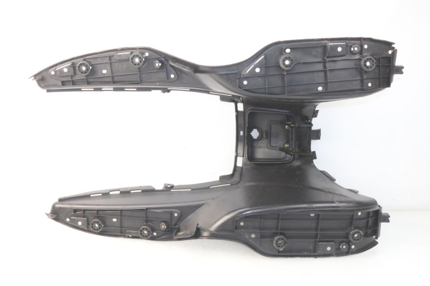 photo de TAPA REPOSAPIES SUZUKI UC EPICURO 125 (1999 - 2003)
