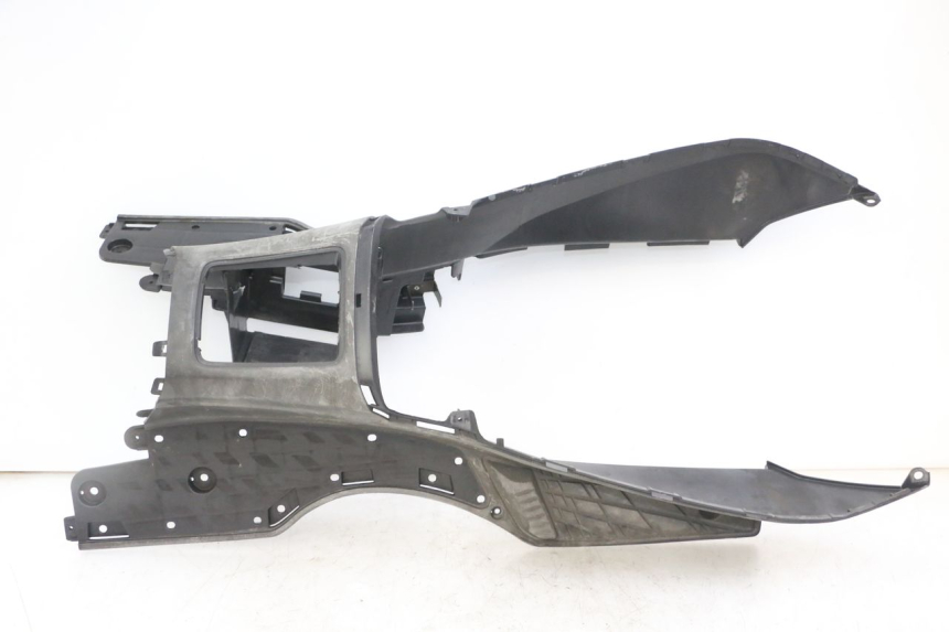 photo de TAPA REPOSAPIES SUZUKI UH BURGMAN 125 (2002 - 2006)