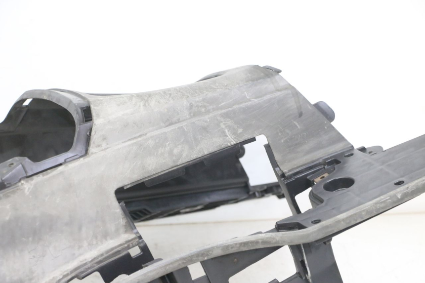 photo de TAPA REPOSAPIES SUZUKI UH BURGMAN 125 (2002 - 2006)