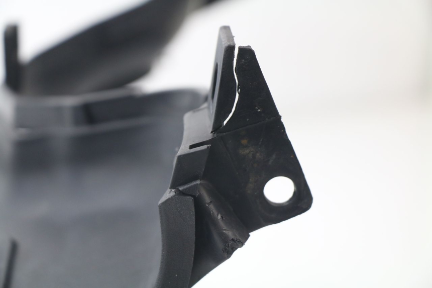 photo de TAPA REPOSAPIES PEUGEOT VIVACITY 125 (2010 - 2017)