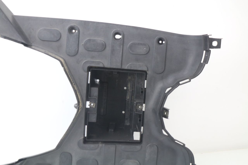 photo de TAPA REPOSAPIES PEUGEOT VIVACITY 125 (2010 - 2017)