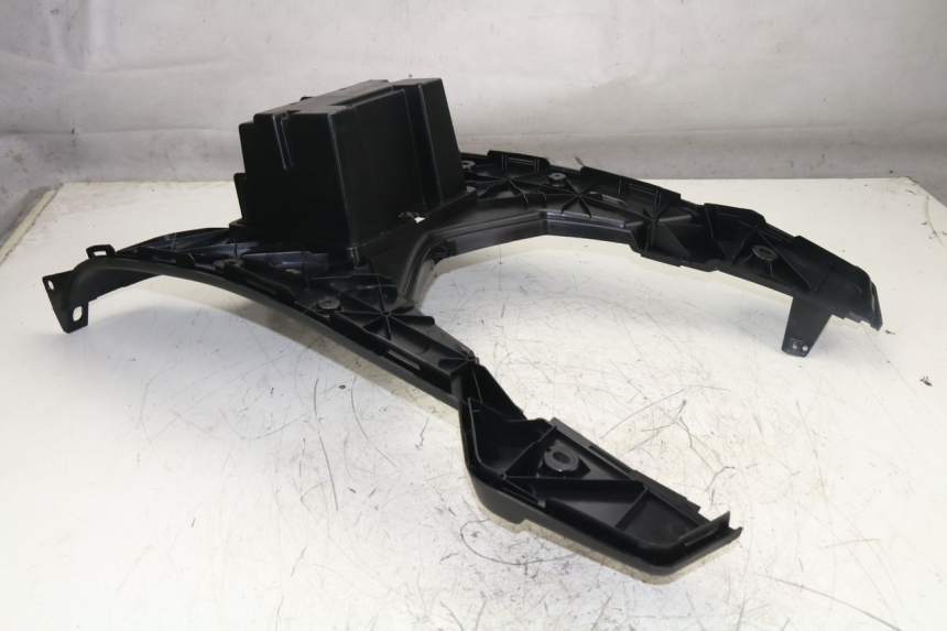 photo de TAPA REPOSAPIES PEUGEOT VIVACITY 125 (2010 - 2017)