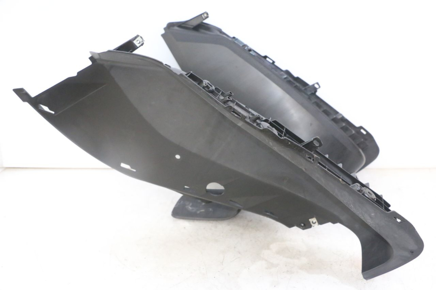 photo de ESTRIBO YAMAHA X-MAX XMAX 125 (2010 - 2014)