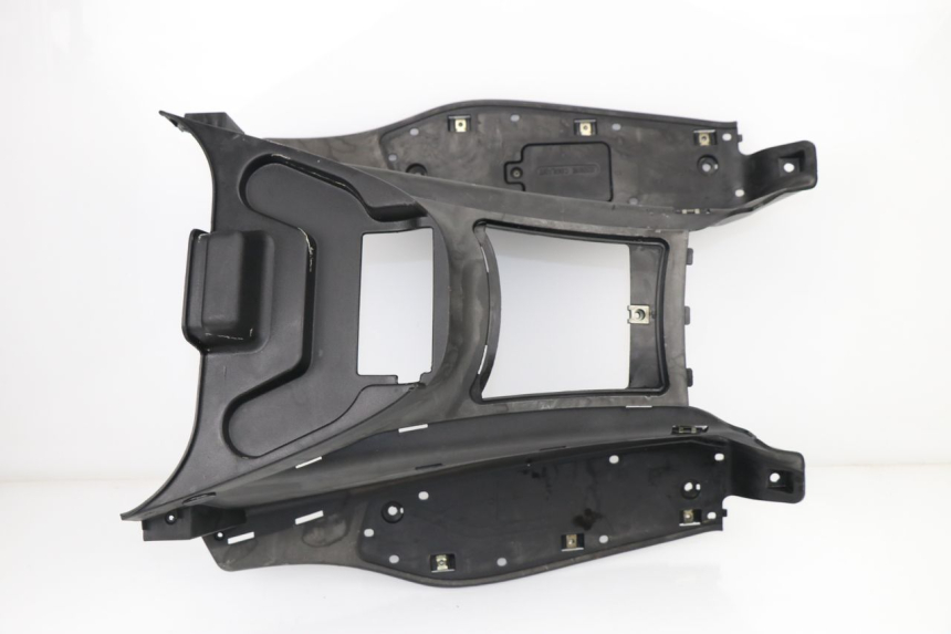 photo de TAPA REPOSAPIES KYMCO XCITING 500 (2007 - 2010)