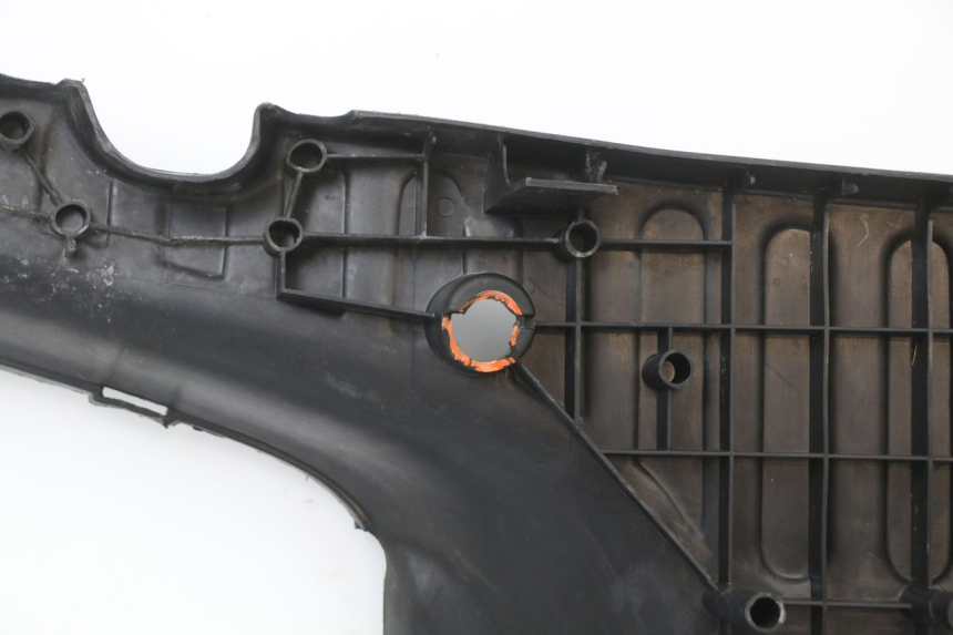 photo de TAPA REPOSAPIES YAMAHA YE ZEST 50 (1992 - 1998)