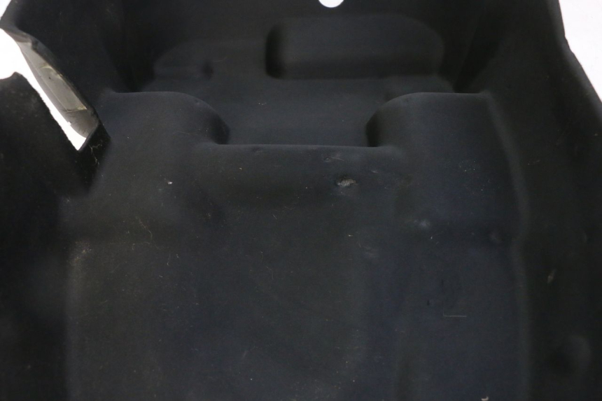 photo de COFRE ALFOMBRA PEUGEOT SATELIS 125 (2013 - 2018)
