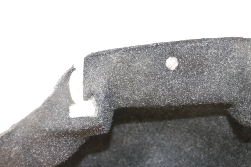 photo de COFRE ALFOMBRA PIAGGIO SUPER LX 125 (2000 - 2003)