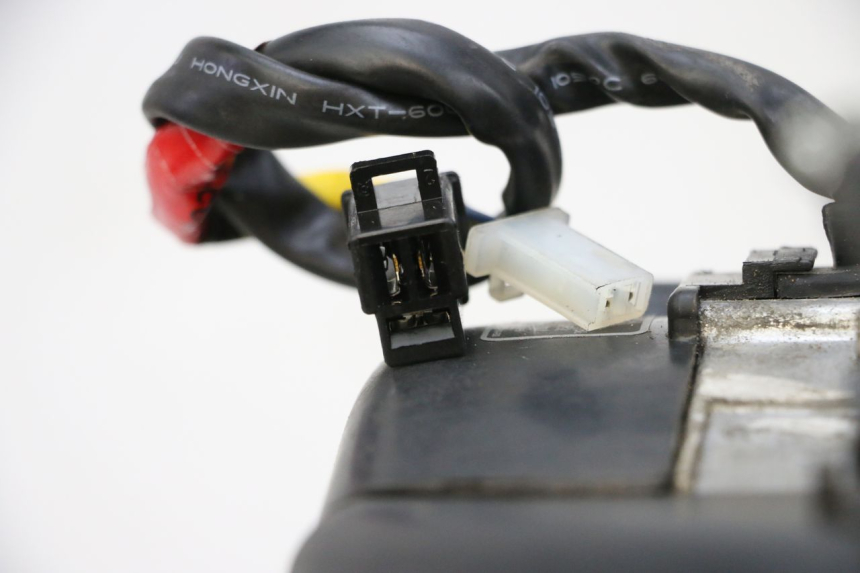 photo de MOTOR KYMCO AGILITY 4T 50 (2018 - 2022) - Zoom sobre los componentes