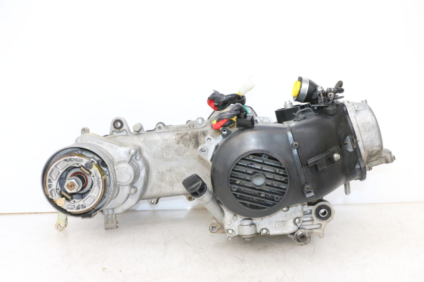 photo de MOTOR KYMCO AGILITY 4T 50 (2018 - 2022) - Marcados y referencias originales