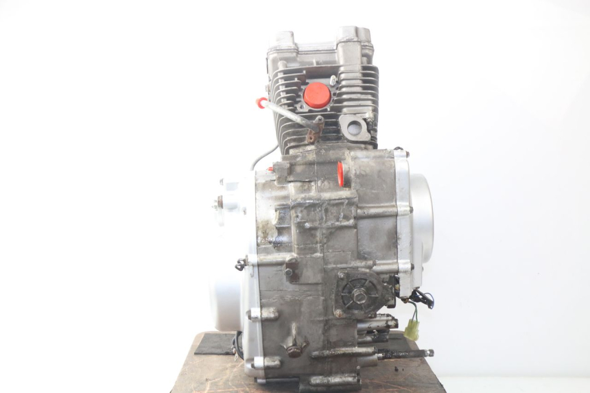 photo de MOTOR HYOSUNG AQUILA GV 125 (2009 - 2016)