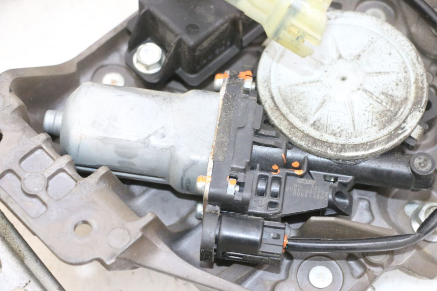 photo de MOTOR BURBUJA YAMAHA FJR ABS 1300 (2006 - 2012) - Estado de la superficie y material