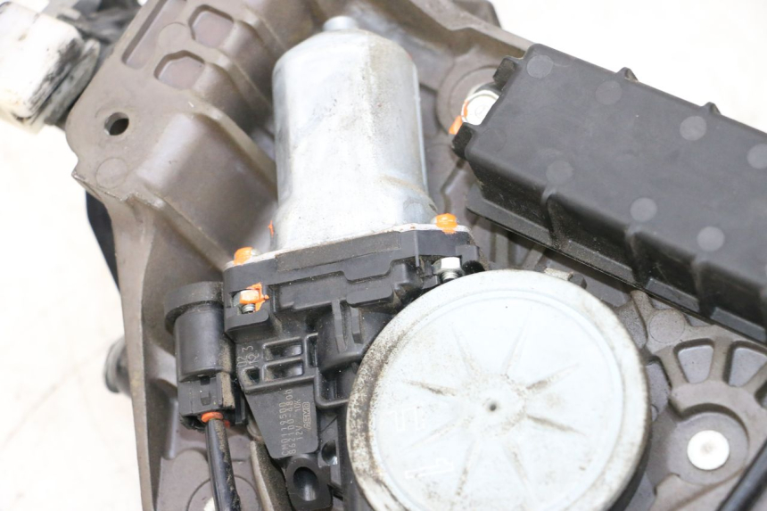 photo de MOTOR BURBUJA YAMAHA FJR ABS 1300 (2006 - 2012) - Vista general del producto