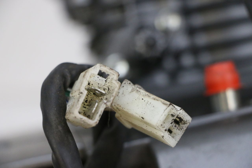 photo de MOTOR KSR CODE 125 (2018 - 2020) - Detalles de los puntos de fijación