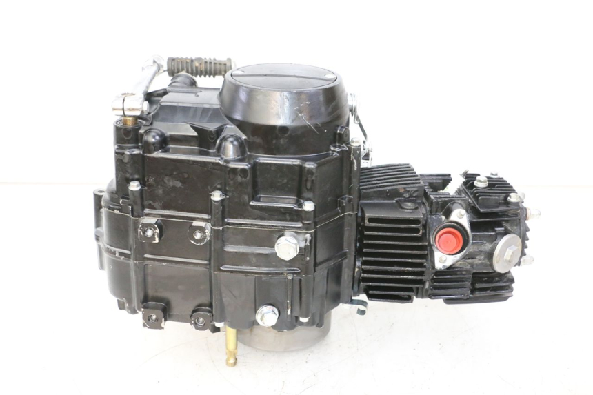 photo de MOTOR LONCIN DIRT BIKE 125