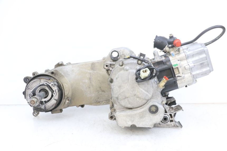 photo de MOTOR PEUGEOT ELYSEO 125 (1999 - 2004) - Primer plano de alta resolución