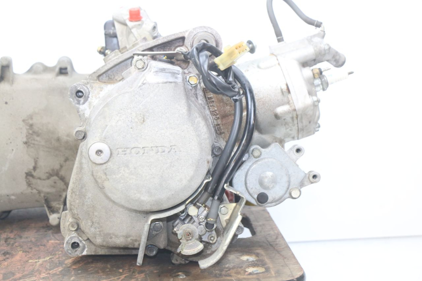 photo de MOTOR HONDA FES PANTHEON 2T 125 (1998 - 2002)