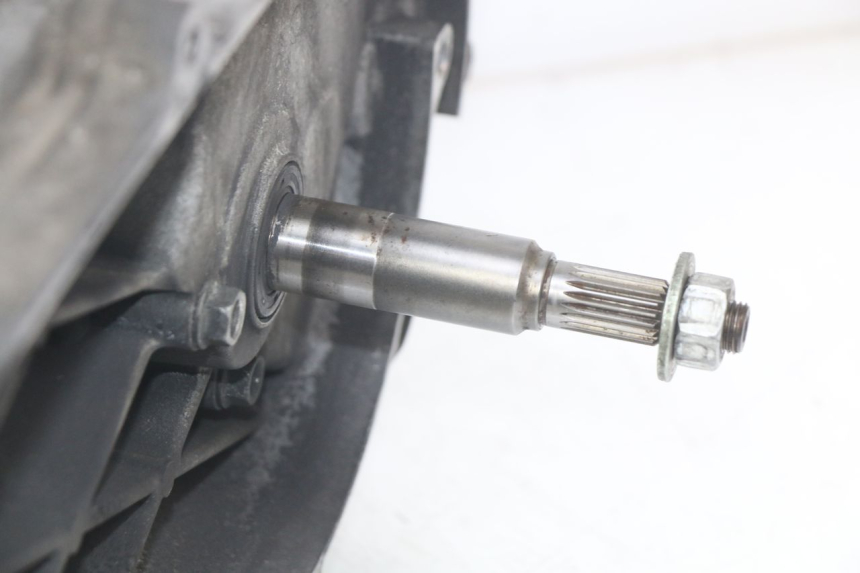 photo de MOTOR HONDA FES PANTHEON 125 (2003 - 2007) - Zoom sobre los componentes